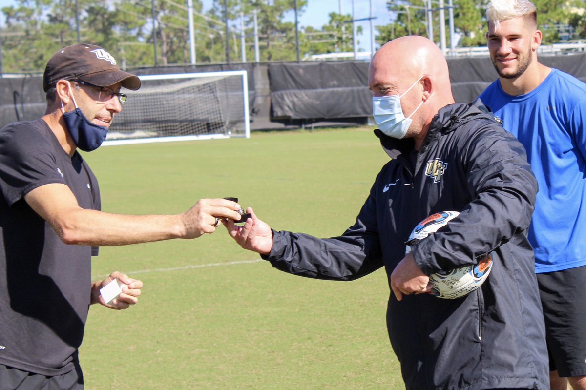 Wishing our strength coach Michael Redd the best of luck in his new role here at UCF 💪

He was presented with a photo book, a signed ball, his conference championship ring and more to thank him for the past 3 years with the team ⚔️ #ChargeOn