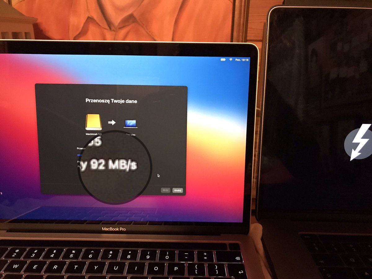 MacWyznawca's tweet image. Co #Thunderbolt to Thunderbolt! #Błyskawica daje radę! Niech żyje #TargetMode!