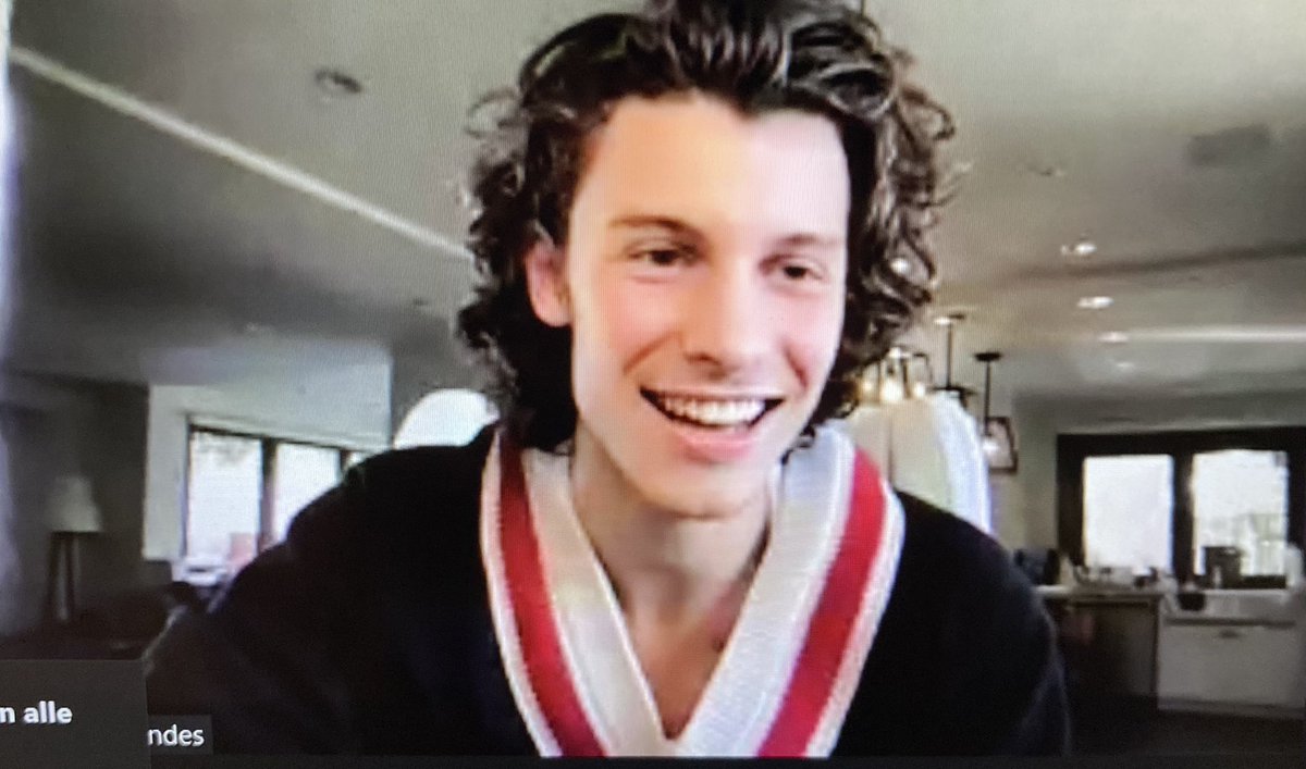 the q&a took like 30mins where shawn mostly talked about  #InWonder   with tyrone, but we also had the chance to interact with him via the chat & place our questions there  @ShawnMendes