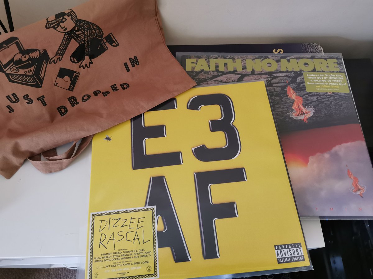 nick_rayman's tweet image. My most recent purchases from @InDropped in @FargoVillage #recordstoreoftheday
