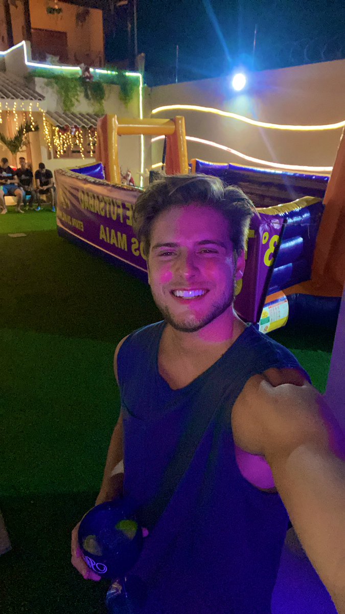 daniellenhardt_'s tweet photo. Vcs são fooooda! Obrigado pela tag! 🚀

DANIEL LENHARDT E CARLU https://t.co/56wpgbfMpt