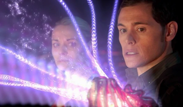 25) A Day in the Death (Torchwood)A sweet tale about suicide and importance of life. Not the only one that will show up in the list (teasing...) but it still marked me and I still think about it today!