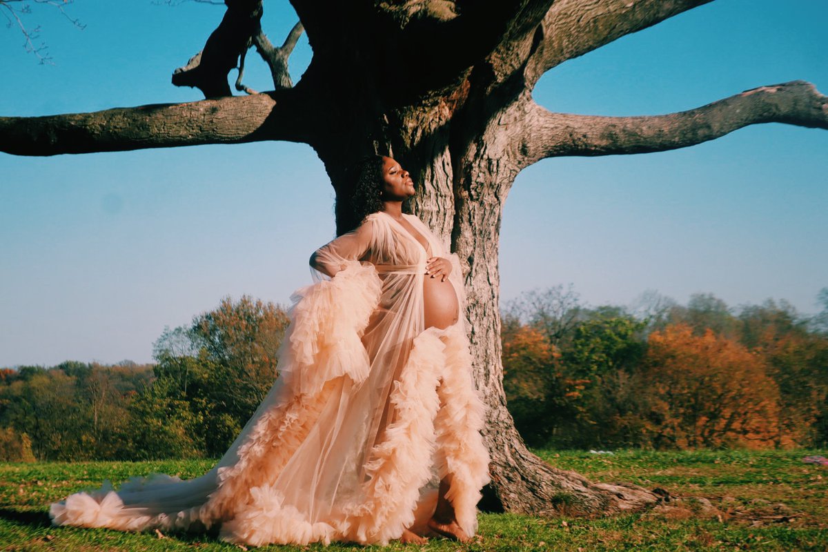 whtevrforevr's tweet photo. Hey guys, I’m a philly based photographer and I created Jet Black Media to capture as many beautiful moments as possible. Especially those that showcase black love so beautifully. Please share and help me get my name out there! 🖤🖤🖤 https://t.co/Skp717hUzj