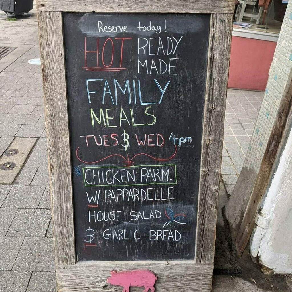 RoncesVillage's tweet photo. Don’t feel like cooking? Pickup from the Meat Dept.
📍121 Roncesvalles Ave
Repost from @themeatdept
•
If you would like us to cook you dinner give the Roncesvalles shop a call and place an order. #pickup #dinnertime #dontfeellikecookin #comfortfood
-
#shoproncy #roncesvalle… https://t.co/yPzmAfuACG