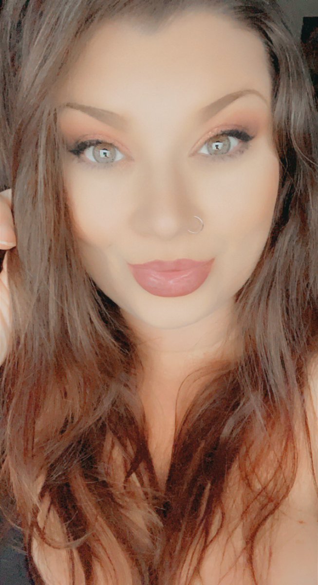 overzealousrex's tweet photo. Funny little story: someone once called me a downgrade ๐๐๐
Baby, look at us now ๐ #foolishfool #never https://t.co/cuoTna7SVX