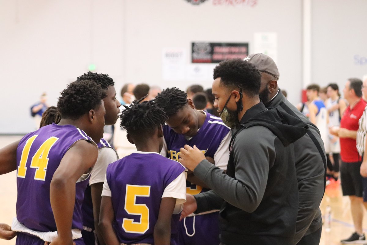 LegacyLionsAth's tweet photo. Congratulation to the MS Boys Basketball Team for going 3-0 in the Hub City Jamboree this past weekend. The young men played hard and had fun at the same time. They move to 3-1 on the young season. https://t.co/DZiiSlO8ko
