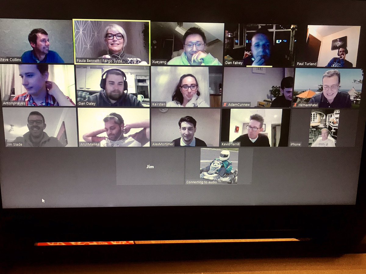 FargoSystems's tweet photo. It’s good to talk, whether we are finishing up for the week or kicking things off on a Monday morning #Ipswich #Exeter #TOPS #FargoFamily https://t.co/3djnMj3r8V