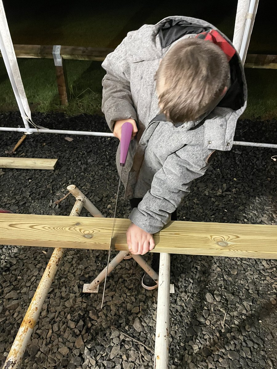 14thFifeScouts's tweet photo. It was brilliant to see the Scouts soaking up new skills tonight - some for the first time, others having tried before and getting better. These planters will make a great addition to the area around the Scout Hall for the community to enjoy! #SkillsForLife #DIY #NoInjuries https://t.co/U9nESMZc2r