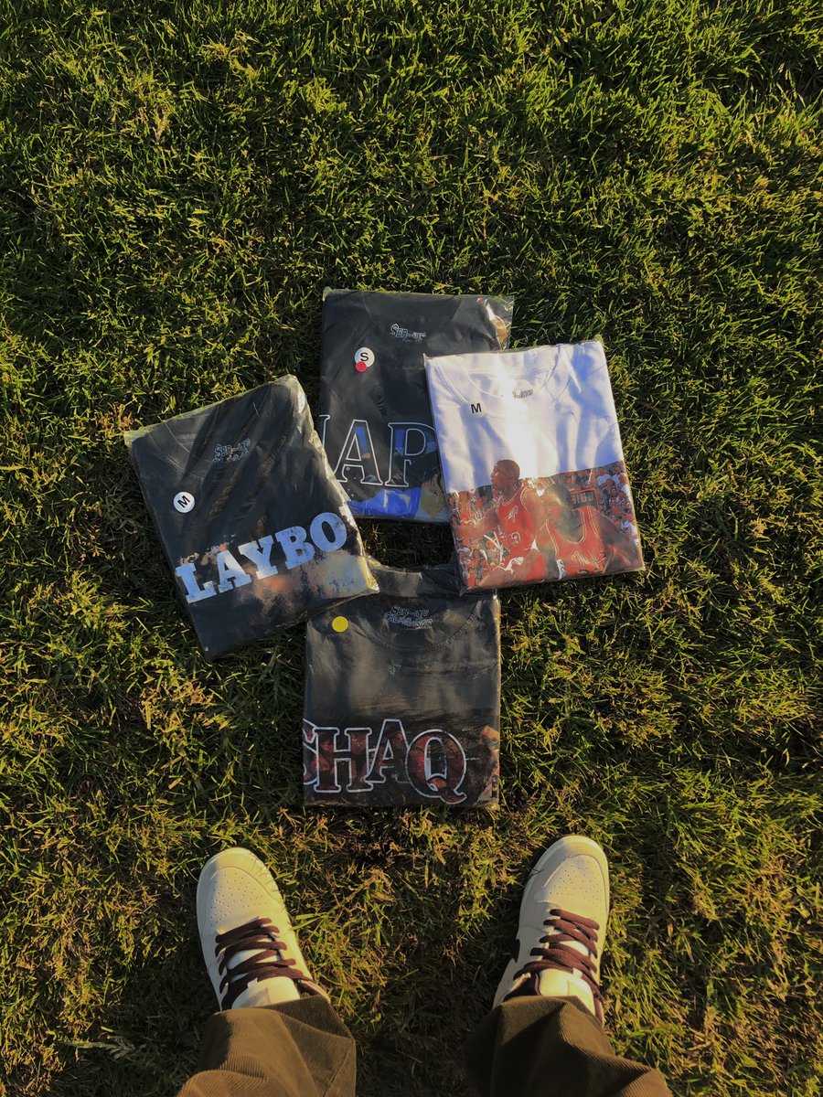 CalabasasSergio's tweet photo. BLACK FRIDAY GIVEAWAY 

1. FOLLOW AND RT 
2. REPLY W YOUR SHOE SIZE OR TEE SIZE 

4 winners will win a pair of shoes 
4 winners will win a tee https://t.co/VkSUBX380T