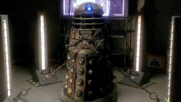 9) Dalek (9th Doctor)"YOU WOULD MAKE A GOOD DALEK"Only Shearman and Eccleston have the secret to make "kill yourself" an iconic quote, and it's easily the best Dalek stuff I ever saw. Even if the production is a bit low :( Shearman you deserved better here