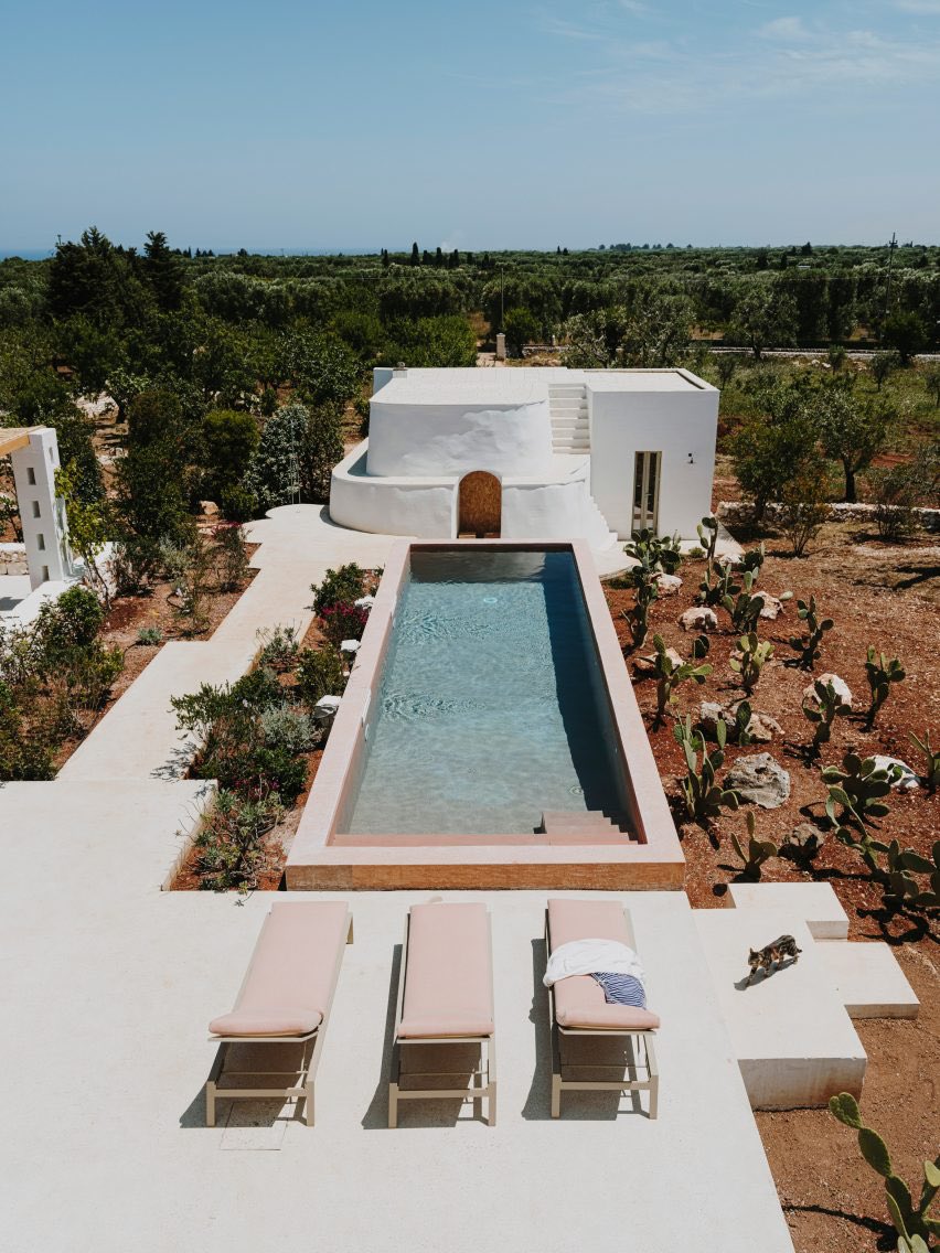 NATALIALABEL's tweet photo. Southern Italian villa with vineyard views. Heaven. https://t.co/tYrwTLljTk