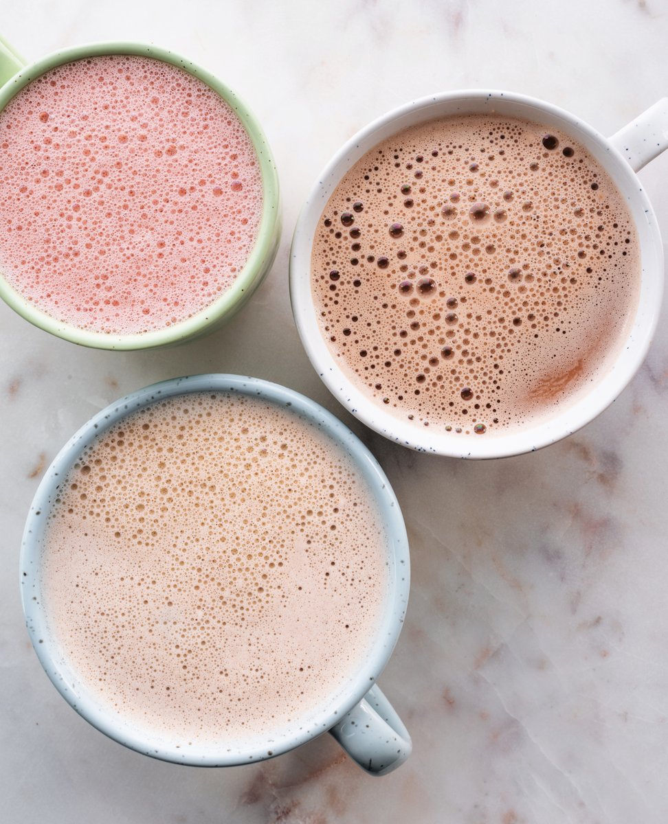 OrganicTradOT's tweet photo. Have you tried our limited edition holiday lattes yet?!

If so, let us know your favourite below.

Reply with:
🍫 for mint chocolate
🍰 for red velvet or
☕ for holiday spice

Who else can't stop staring at all of these bubbles 😍 - what a shot 📸 by @foodyfirst https://t.co/hfqlgcohjI
