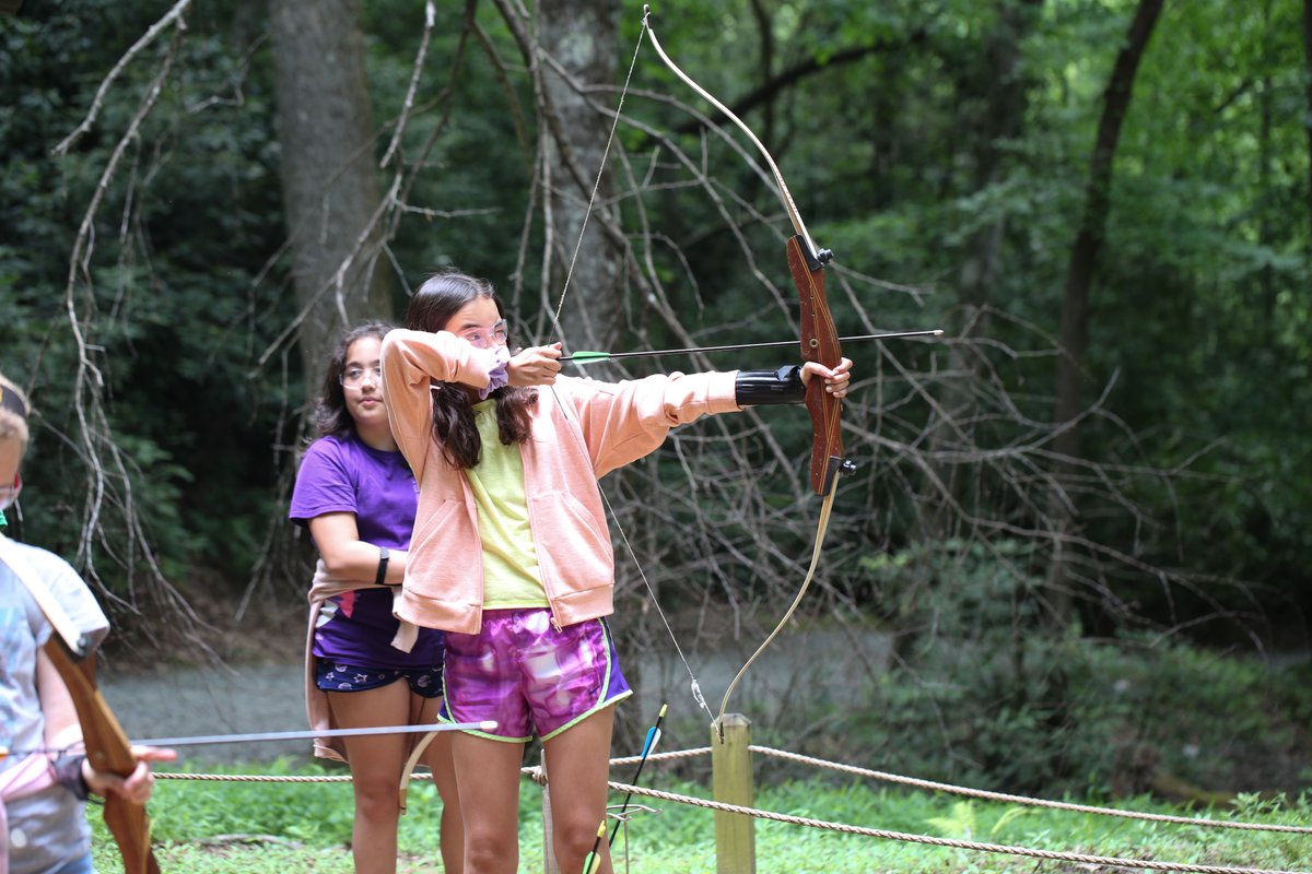 CampHighlander's tweet photo. Come and give archery a shot! #SeeYouThere #Summer2021 https://t.co/jbONfdHZn0