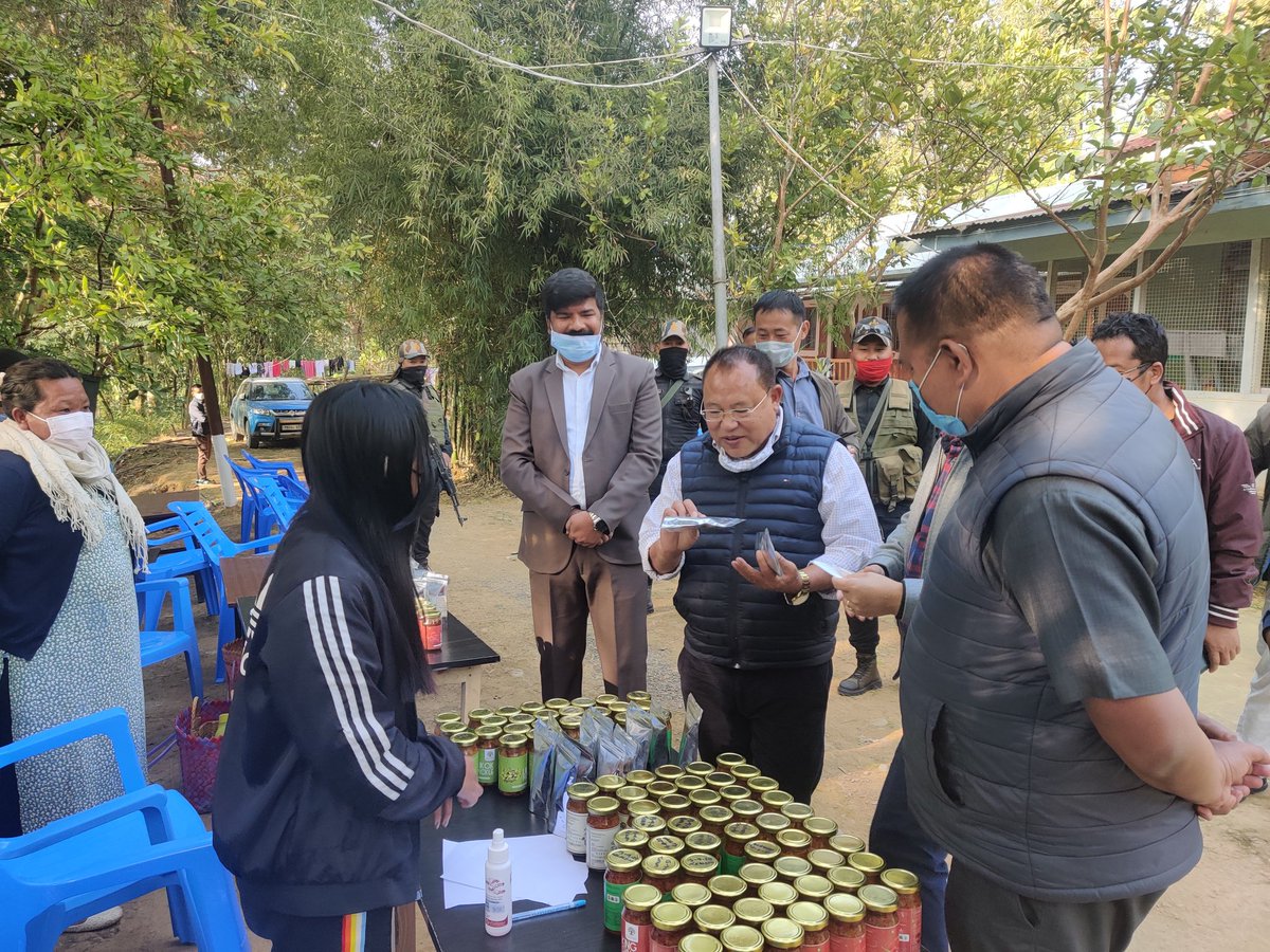 Forest_chandel's tweet photo. Visit and inspection of Hon'ble Forest Minister @AwangbowNewmai at Chandel Forest Division @NBirenSingh @anoubamanipur @ImphalFreePress @airnews_imphal https://t.co/Kyj7he2per