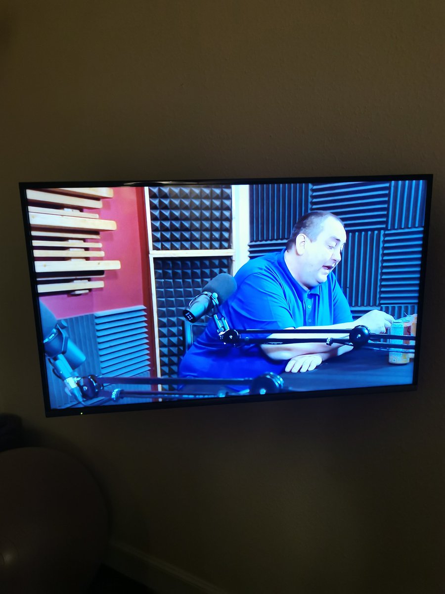 Adamskikelso241's tweet photo. Watching the great man #Ripwildman https://t.co/SWTsfw44XG