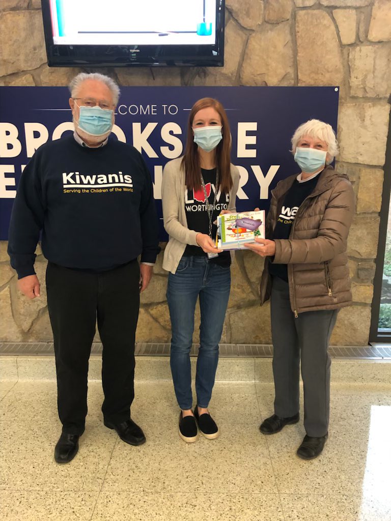 Thank you so much to the <a href="/kiwanis/">Kiwanis</a> <a href="/colskiwanis/">Kiwanis Club of Columbus</a> of Worthington for their thoughtful and generous book donation!! #itsworthit #kiwanis #readers #librariesareWorthit #worthreading <a href="/aadrean/">Angie Adrean</a> <a href="/BrooksideBcats1/">Brookside Bobcats</a>