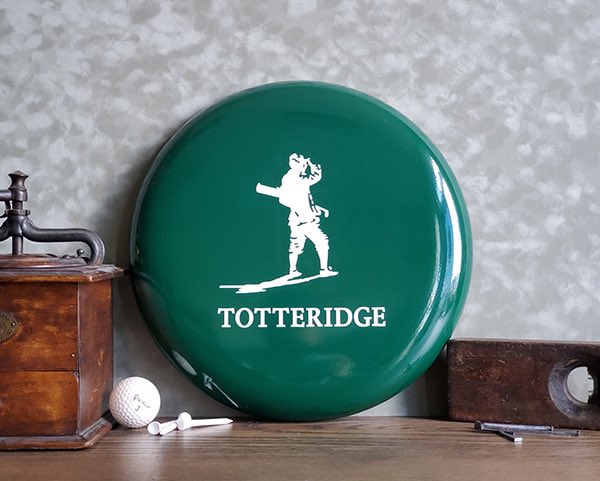 Arcpowdercoat's tweet photo. Custom trophies for @yourleaderboard We powder coated the discs &amp; the R. Your LeaderBoard finished them off with graphics. #arcpowdercoating #yourleaderboard #powdercoat #powdercoating #powdercoated #powdercoatnation #custompowdercoat #trophy #trophies #customtrophies https://t.co/tfoEc7rwDA