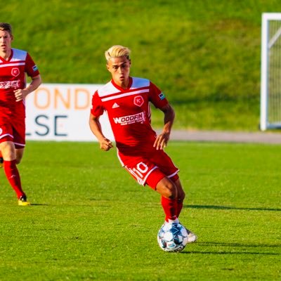 El México-americano Joe Gallardo estará a prueba en #GallosBlancos y así buscar un lugar en el equipo para el próximo torneo. 

Es canterano de Rayados de Monterrey y su último club fue el <a href="/RealMonarchs/">Real Monarchs</a> de la USL en Estados Unidos.