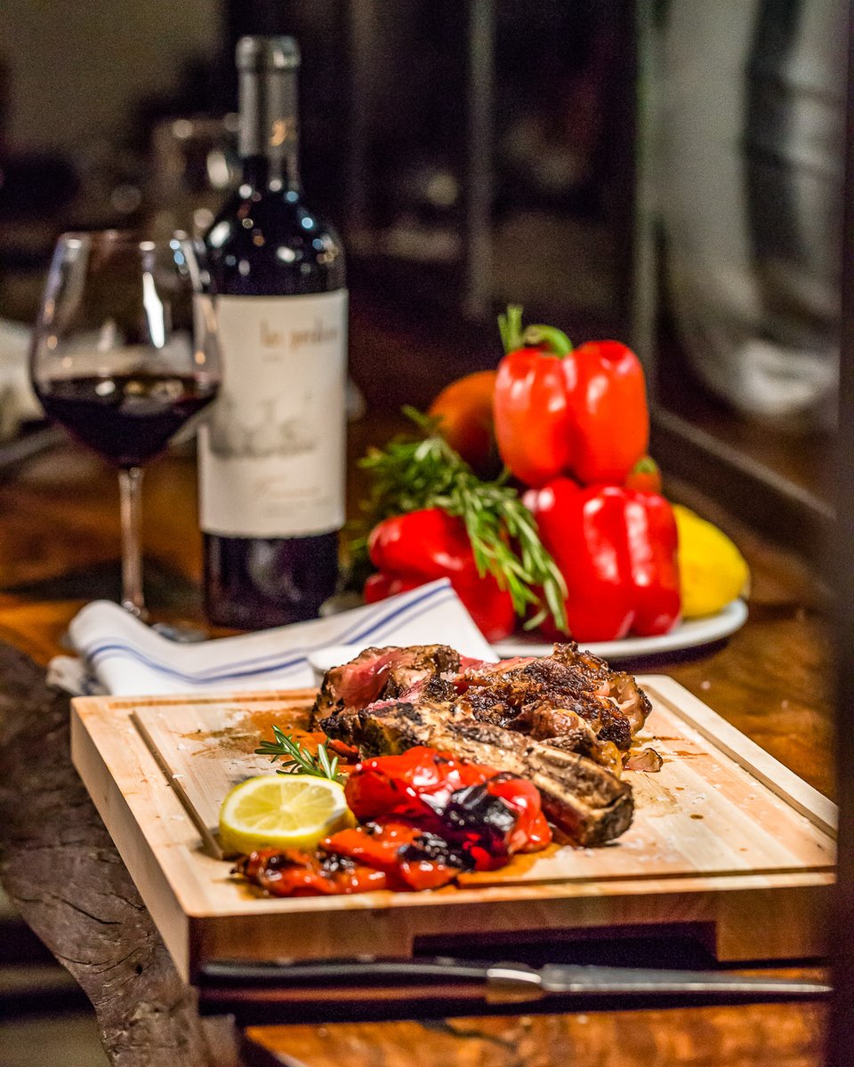 grazianos_group's tweet image. There is such thing as love at first sight with a meal like this! Come enjoy a meal with someone you love at any of our restaurants. Make your reservation: bit.ly/2CYO9jb  😍 #supportlocalmiami #cooking #reservations