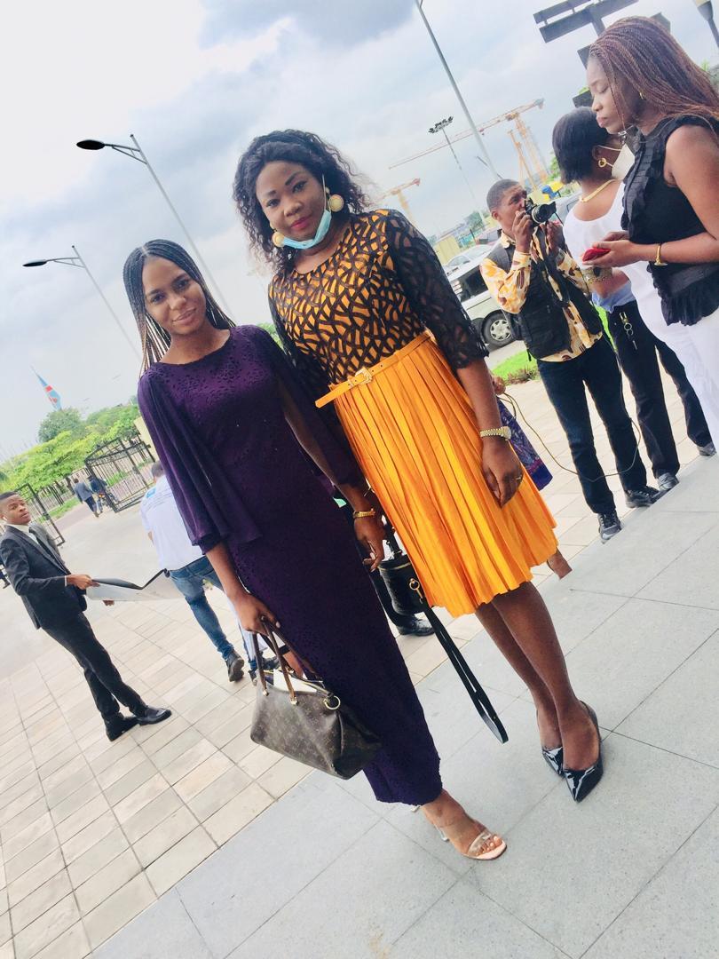 Nos membres sœur, lève-Toi avions assistés au lancement officiel du groupe de plaidoyer du programme la voix et #leadership de femme (VLF) un plaidoyer en faveur des femmes et de jeune fille.
<a href="/annytenga/">ANNY  T. MODI</a> <a href="/ChristelleVuan1/">Christelle Vuanga</a> <a href="/Bplara/">Benoît-Pierre Laramée</a> <a href="/afiamama/">AFIA MAMA RDC</a>