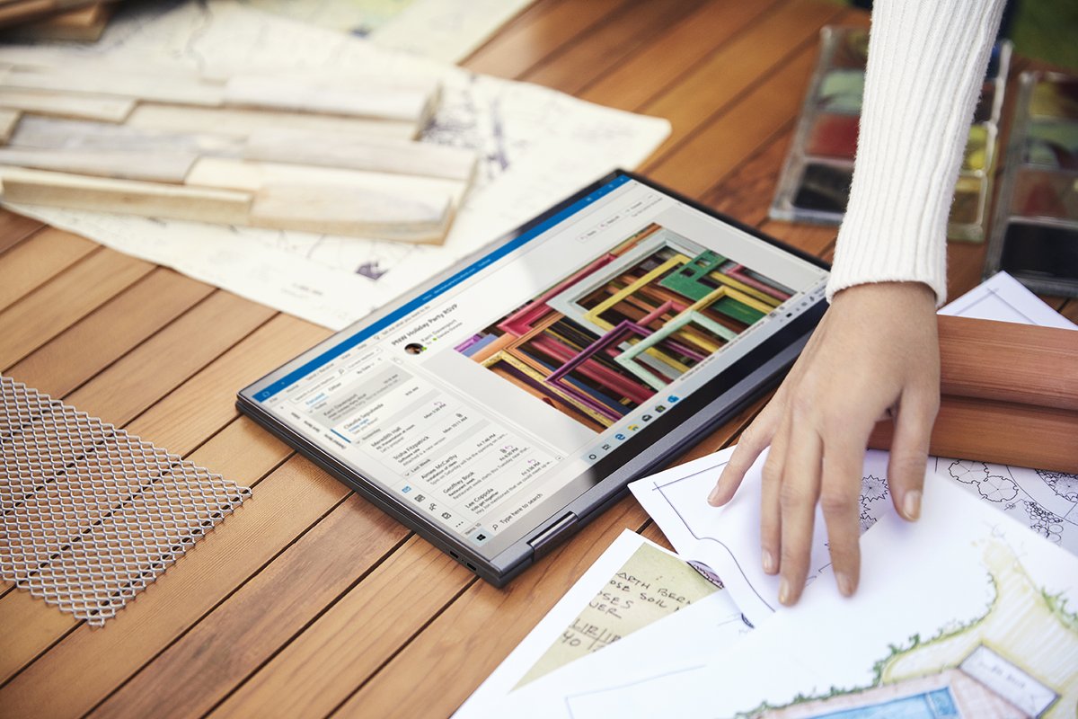 geeklyamanda's tweet image. A #BlackFriday #computerdeal coming your way! I partnered with @LenovoUS to bring you $400 off the #LenovoFlex5G laptop. Shop now before it’s gone! Offer valid through 11/30. #ad vz.to/3lJIKxN