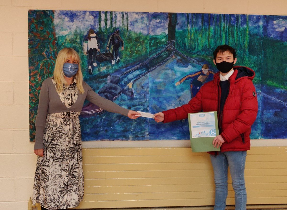 MacswineyCc's tweet photo. Congratulations Ciaran on receiving this year's college bursary from @bte_cork. @btetweets @CorkETB @SOLASFET @UCCPLUS @CITAccess @JA_Irl @csncollege @CollegeAware #CAW2020 https://t.co/htpnbEcrOk