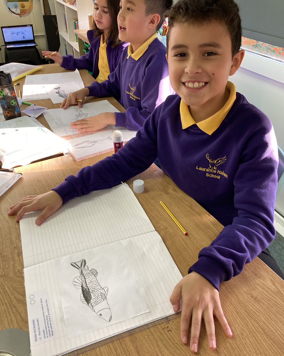 LHS_Blackstaffe's tweet photo. Team Palm made a very memorable start to their new science topic today. Flippers on? Snorkels ready? We’re going diving. @HeadLHS @mrsballlhs @HertsLearning @Cornerstonesedu #LHSscience https://t.co/24Crqc2Fuf