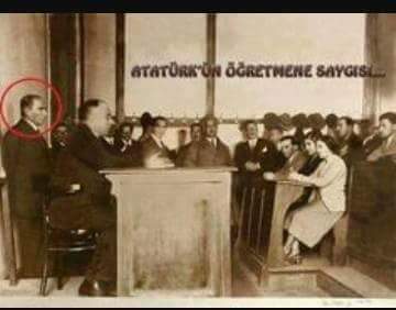 hakankeskinbjk's tweet photo. Atatürk'e soruyorlar;
"Sayın paşam vekil maaşları ne olsun?" 
M.Kemal Atatürk şöyle diyor : 
"Öğretmen maaşlarını geçmesin."
#BenimÖğretmenim
#24KasımÖğretmenlergünü https://t.co/XCZfXc08fZ