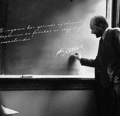 Başta Başöğretmenimiz Mustafa Kemal Atatürk olmak üzere tüm öğretmenlerimizin 24 Kasım Öğretmenler Günü kutlu olsun!#benimöğretmenim