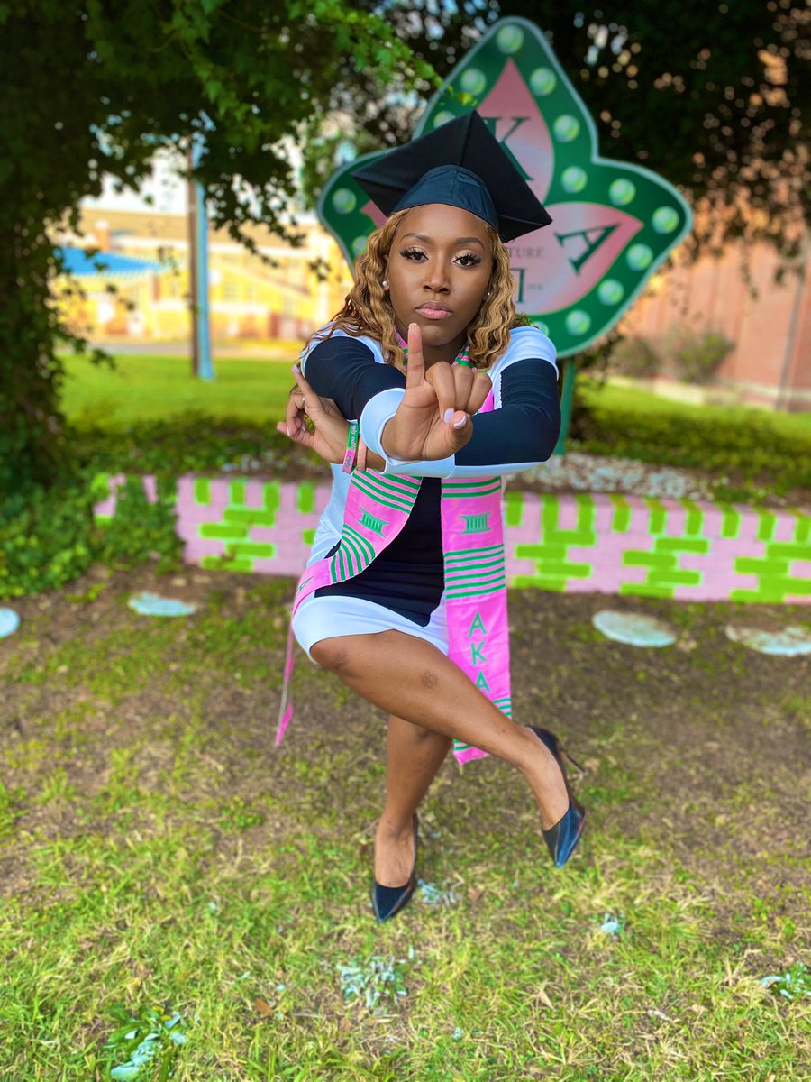 la_4Real_'s tweet image. THE PHIRST &amp;amp; THE PHINEST💚💕

#27 #KOnquistAdore #BetaPi #Myasu #114V.I.P.S