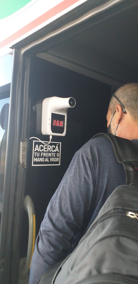 munineuquen's tweet photo. LARGA DISTANCIA
Esta tarde partió desde la Terminal de Ómnibus de Neuquén el primer servicio con destino a Buenos Aires, autorizado a circular previo cumplimiento de todos los protocolos sanitarios. https://t.co/GTOgn7R3V6