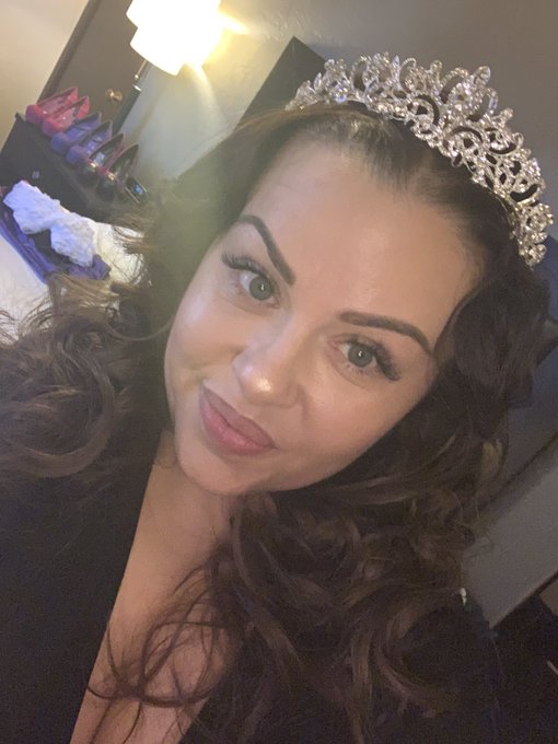 Come get your Princess   https://t.co/8YAhDcw58d  https://t.co/8YAhDcw58d https://t.co/8YAhDcw58d https://t