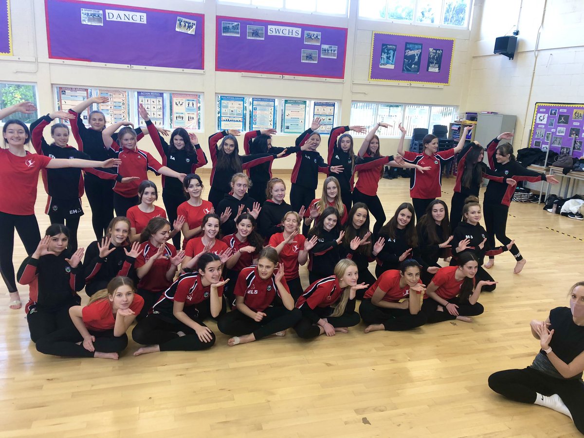 dance_swchs's tweet photo. Thank you to @klmason15 for delivering an excellent yr9 dance workshop today #curriculumtime https://t.co/nYZo5AWi3f