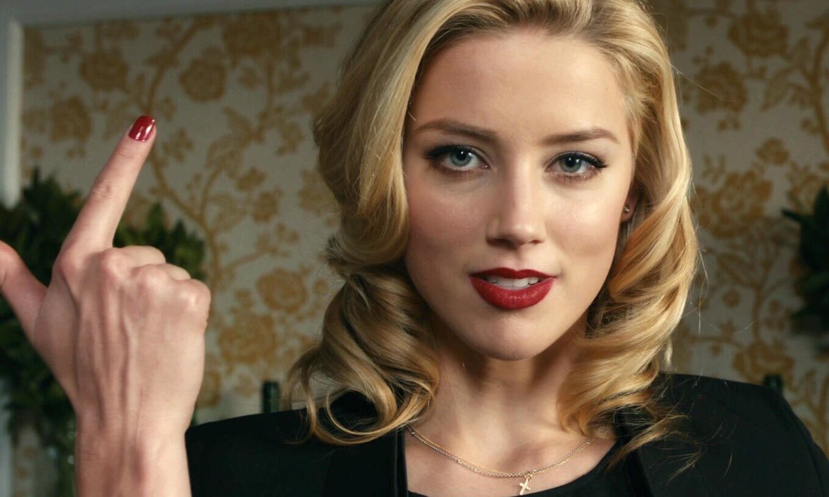 heardverse's tweet image. four fav films with amber heard

reply for an actor!
