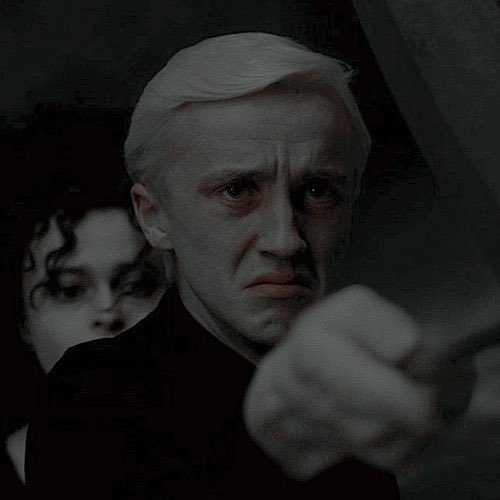 etherealackless's tweet photo. draco malfoy deserves every inch of happiness https://t.co/z0WqZorKZT
