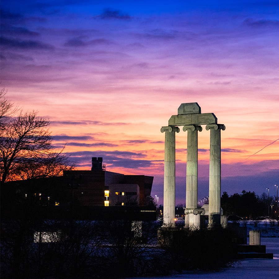 UBuffalo's tweet photo. Wishing our Bulls safe travels as they head off for Thanksgiving Break this week! Rest, relax, and refuel! 💙 #UBuffalo https://t.co/ZsYbA3p0vQ