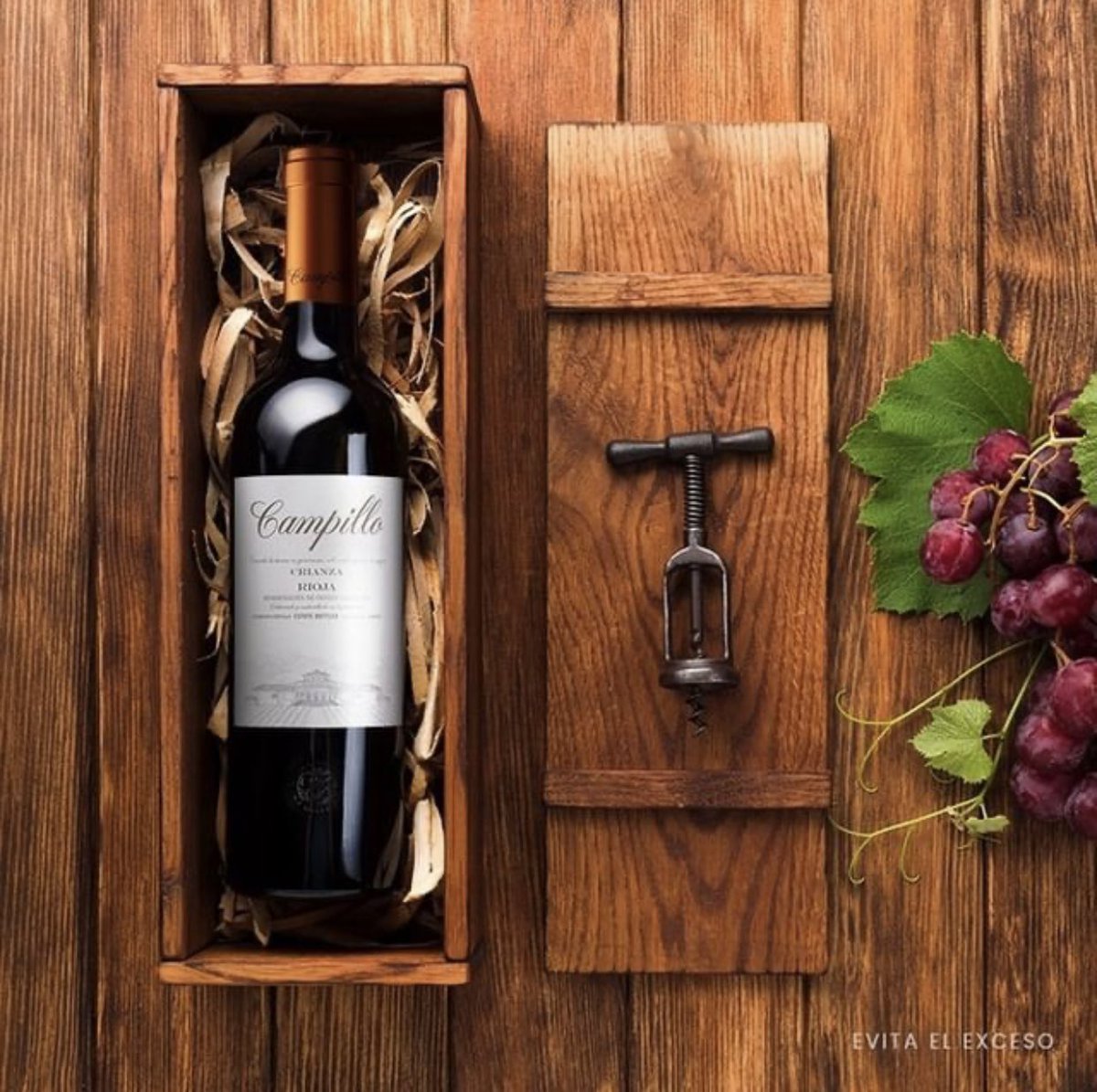 100% Tempranillo, Campillo Crianza cuenta con 12 a 18 meses en barrica de roble americano, presenta notas dulces con calidez de madera y un fondo tostado.

De venta en: amzn.to/3nTIsVN

#vinotinto #winelovers #amantesdelvino #wine #redwine #vinos #vino #winelover #rioja