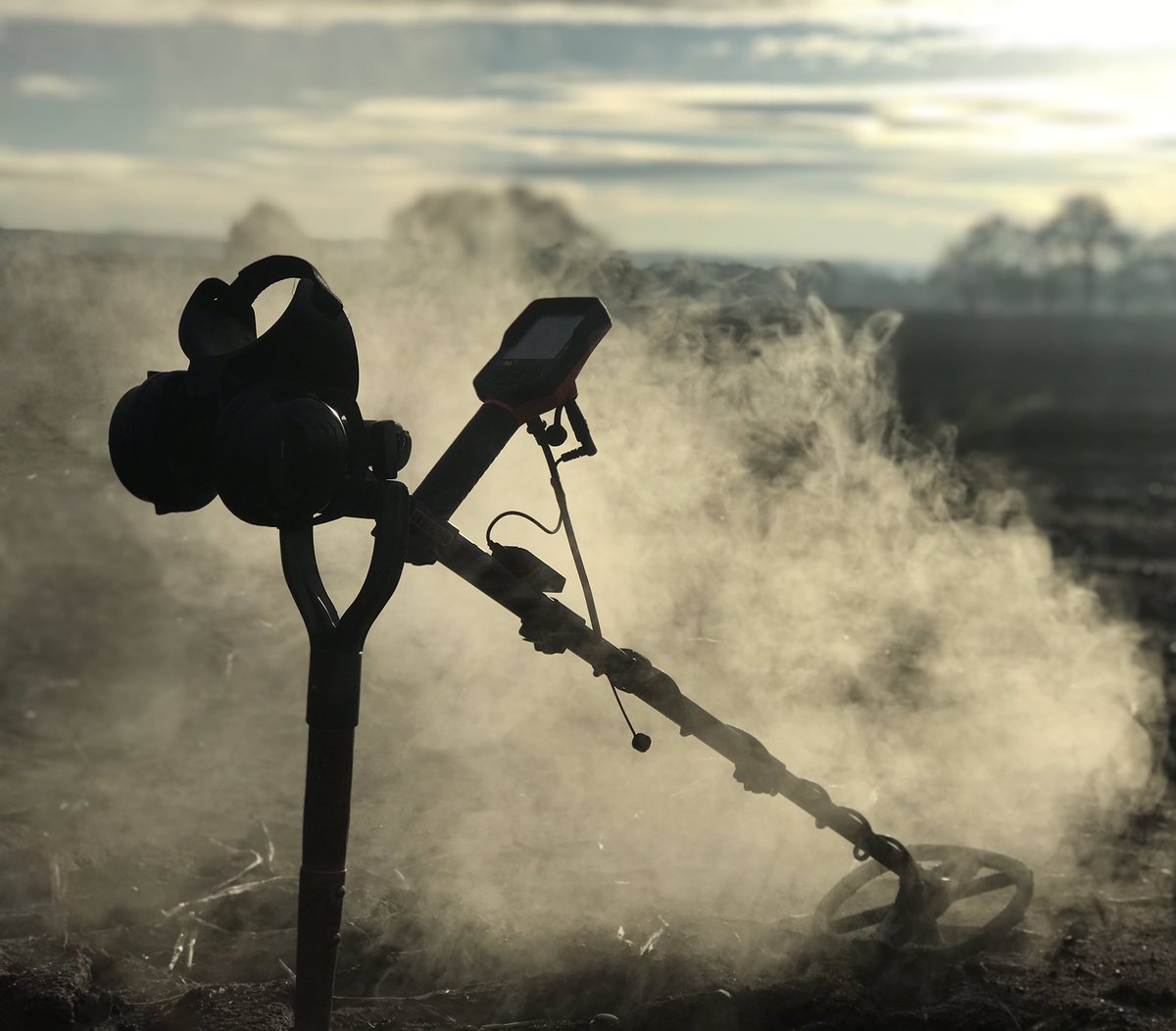 Out field testing the Quest Q30 #Questmetaldetecting #metaldetecting