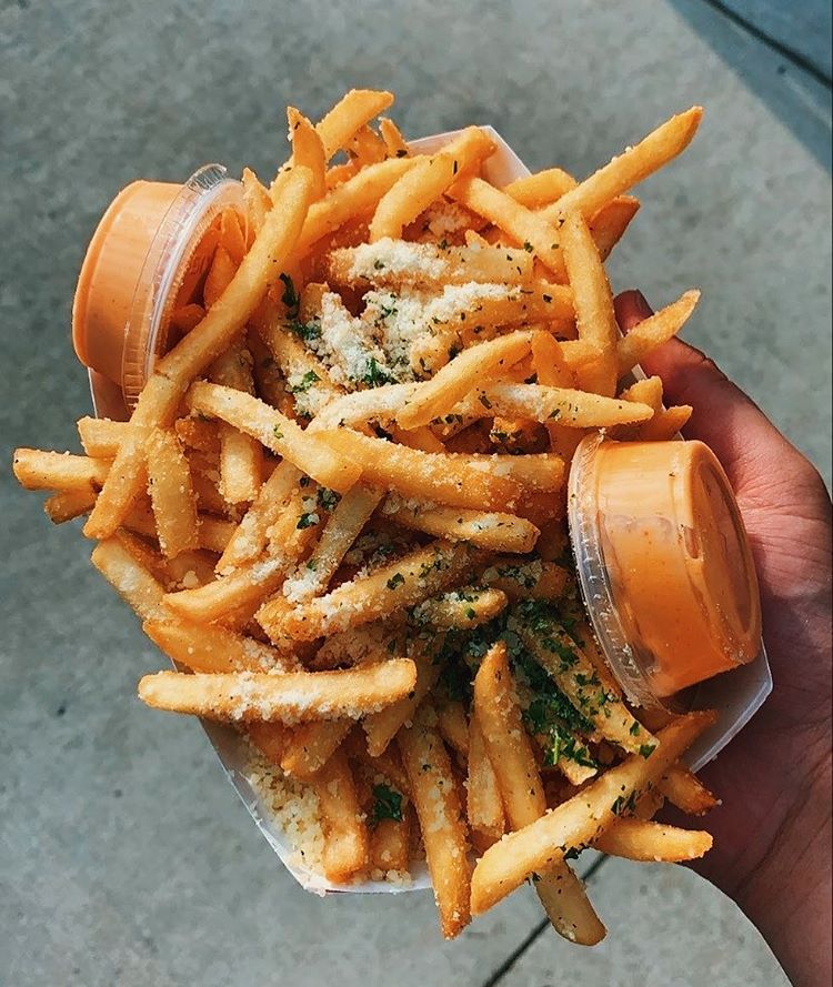 Wanna be insta-famous? Tag us in your tasty #impastotampa photos to be featured on our page… all your friends will be jealous. #eatimpasto
📸 jacknorthbarnes

#foodtruck #fries #weekend #weekendvibes #pigout #cheatday #Sunday #flordia #tampa #vibes #SundayFunday