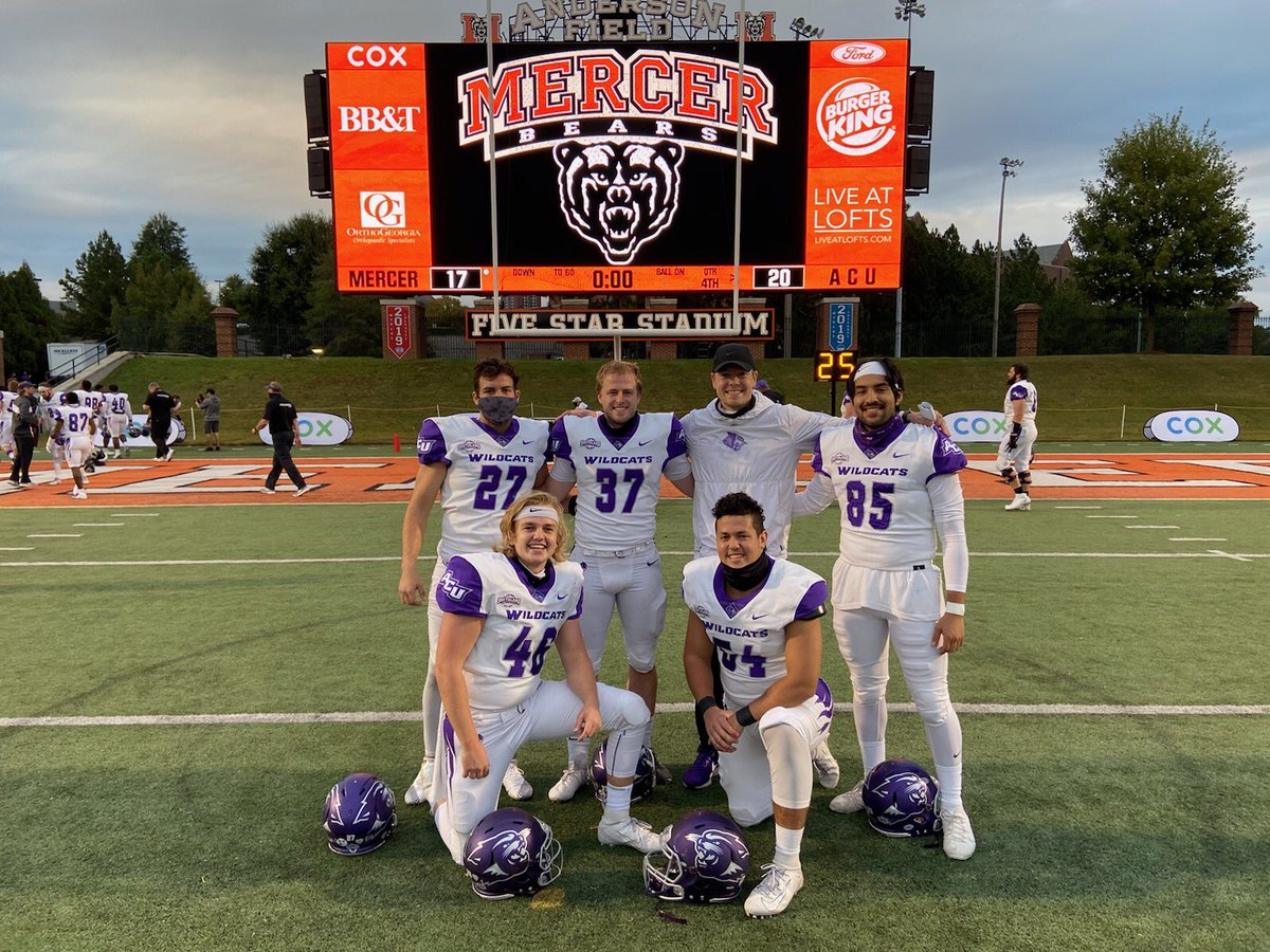 DustinInness's tweet photo. Covid-season in the books, love these boys #scratchumcats #playfor4 https://t.co/o9xWSv8T0n