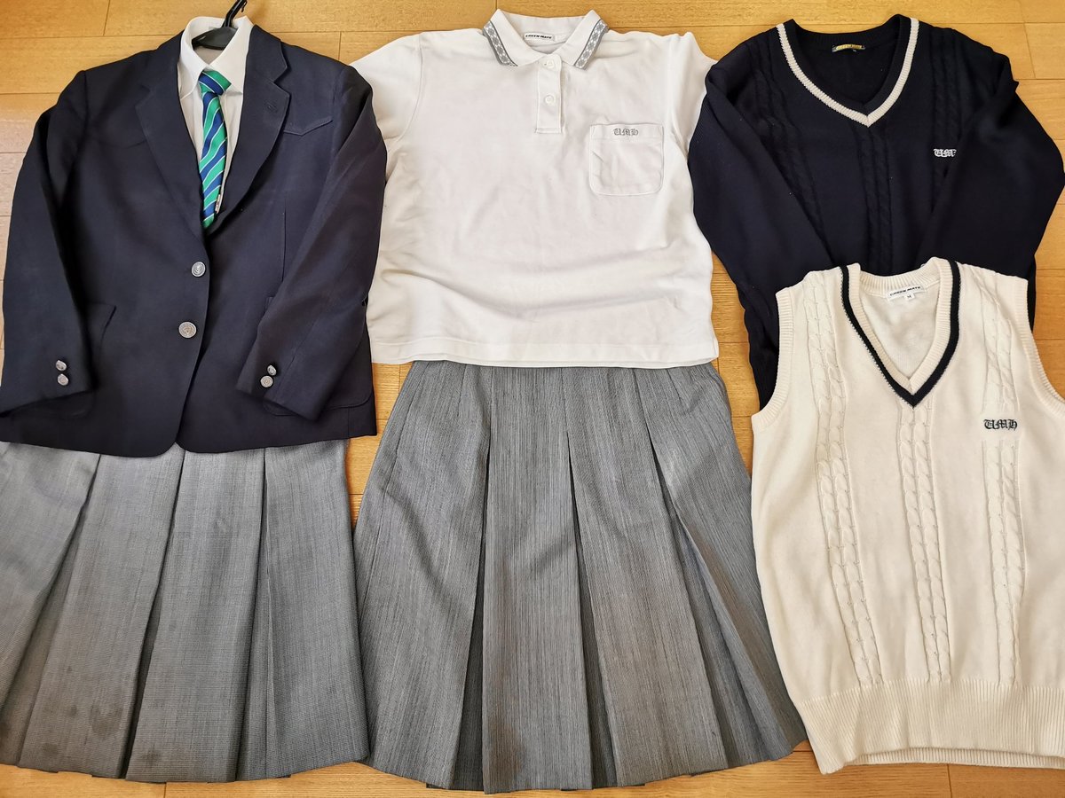 栃木県立宇都宮南高校の制服セットを買い取らせて頂きました！写真は旧 