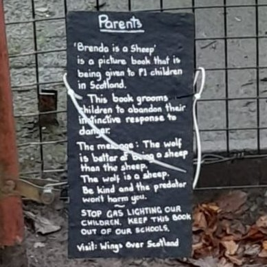 Glenrothes school, Fife :  #womenwontwheest Apologies, I overlooked a double-side slate! I wouldn't want anyone to miss out on both brilliant messages.