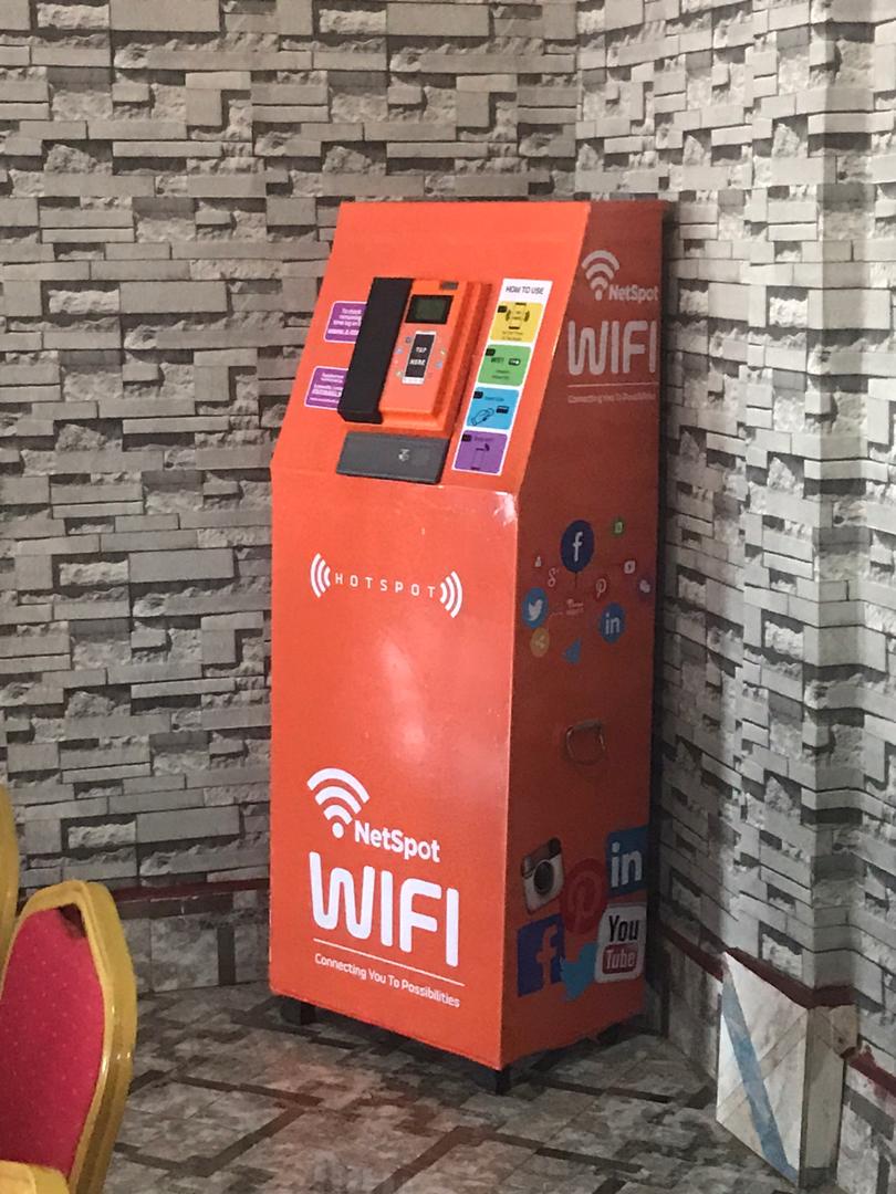 thejamestar's tweet photo. Ever thought of how much network operators make from data? Meet the internet money making machine. Turn the table around and let the internet put money in your pocket. 

Dm for more details..  #COWVEN #NETSPOT #friends #AdoptMeFriendsgiving @netspotghana https://t.co/0toaXXcUvv