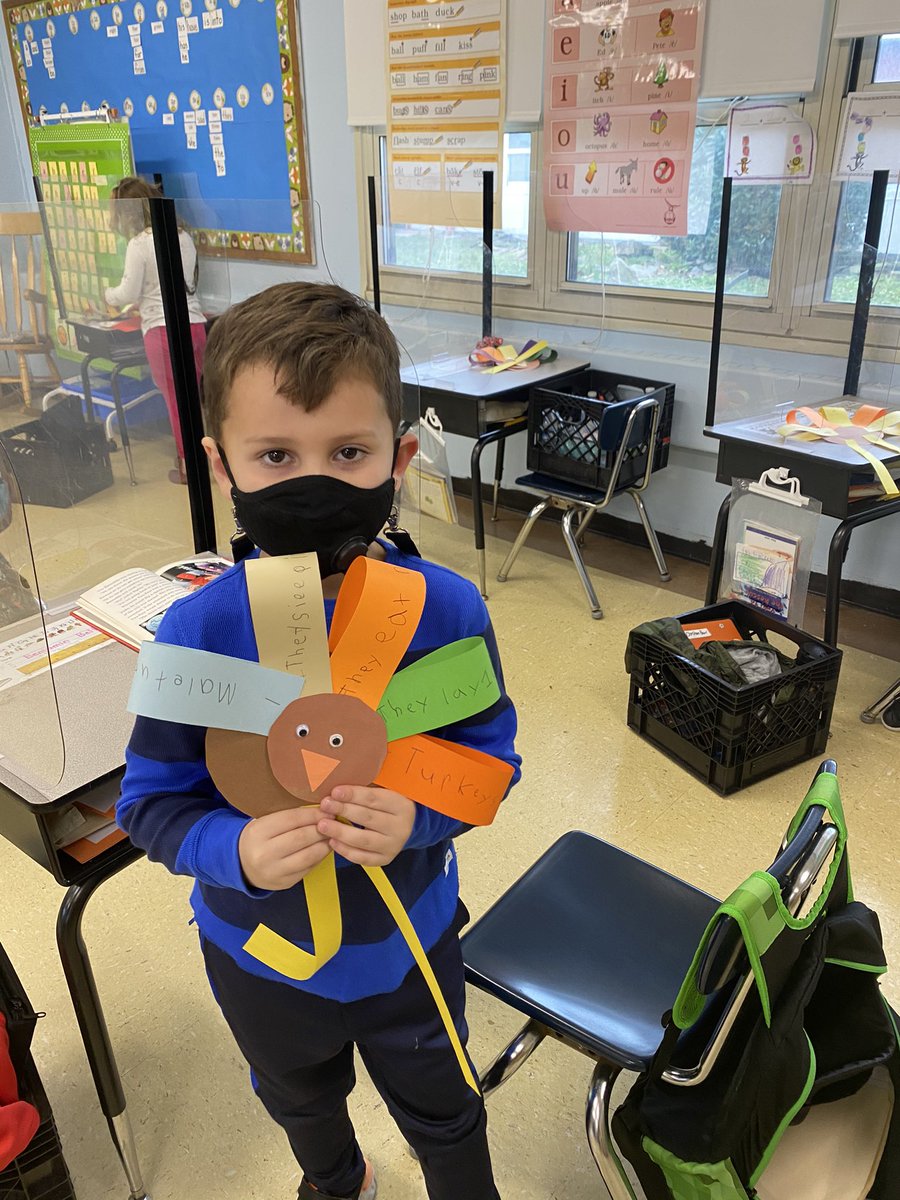 cmottolaking's tweet photo. Pebble Go turkeys. First grade’s first research project. @ForestLakeWsd #fllibrary @CapstonePub https://t.co/1qKJ7hNlES