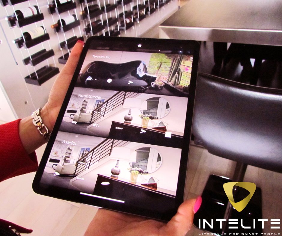 La necesidad estar conectados en todo momento también se traspasa al hogar. Para conocer qué sucede en nuestro hogar, al integrar el sistema de seguridad pueden dormir con tranquilidad en tu hogar todos los días.

#Intélite #casasinteligentes #smarthomes #lifestyleforsmartpeople