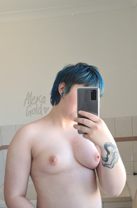 Hazel’s pics and videos