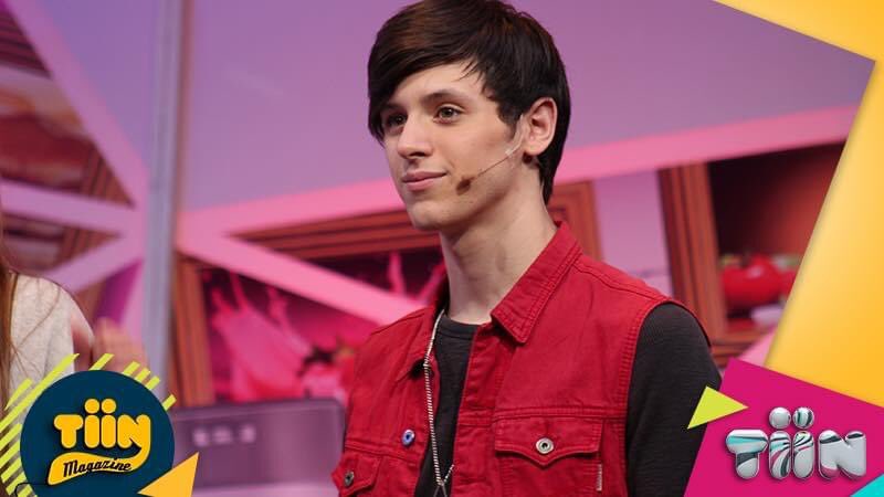 OscarBurgos_'s tweet photo. Hace 6 años se estrenaba #TiinMagazine https://t.co/83YaJqJH7Y