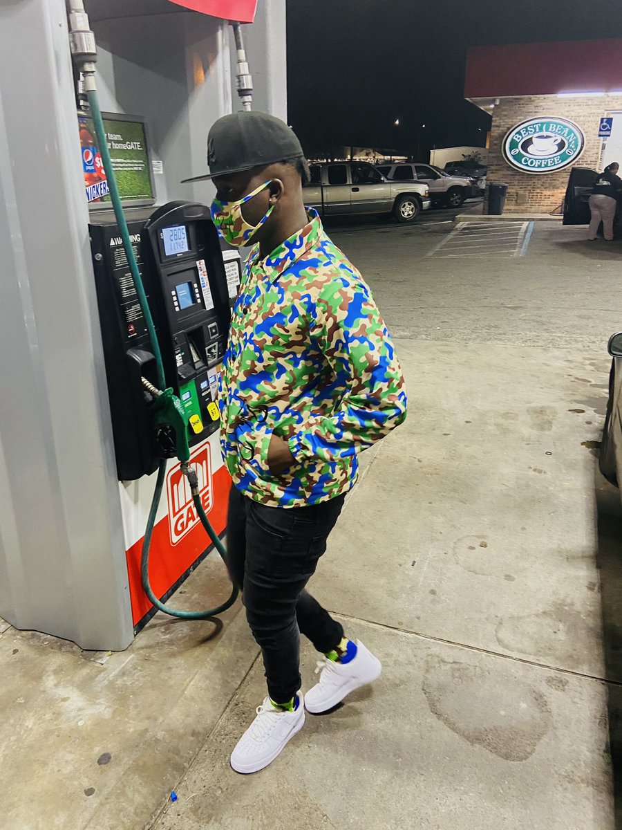 TheMainBirdd's tweet photo. They hate that I’m still hear 🧏🏾♂️ I watched them niggas go buy earplugs 🦅
#LLDN 🕊 https://t.co/Qe4TwB3A3R