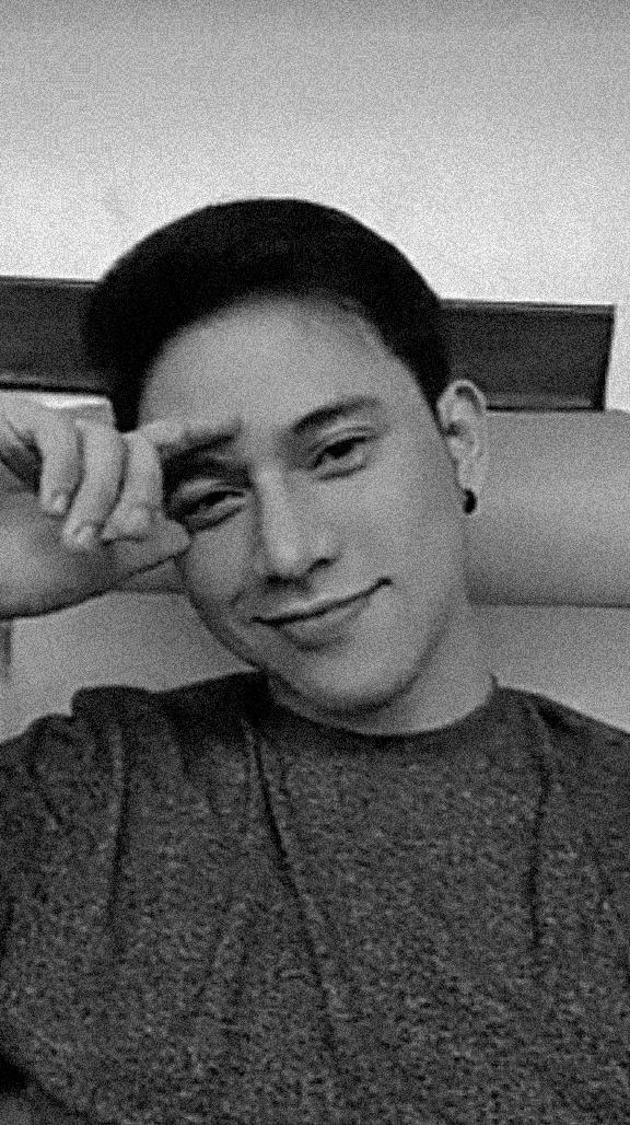 necosia09's tweet photo. Pogi naman nyarnn!
#EygeeDeVera https://t.co/PHh6B8MCIf