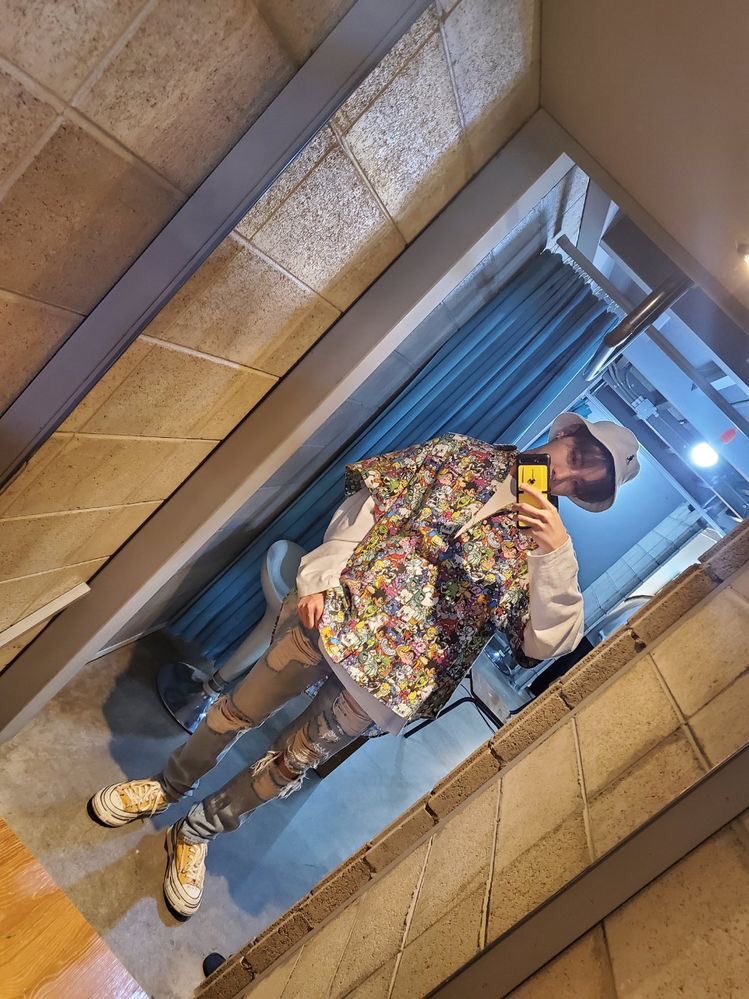 YanniWorld_twt's tweet photo. 🖇 •📲. ⃗. @ #Yannick • updᥲtᥱ: #️⃣ : #SymphoniaDB + #FingertipBySMPHN
Me puse mi remera más colorida para el debut de estas preciosas y talentosas chicas. 🎉 Antes que nada quería felicitarlas por su gran día y agradecerles la invitación. Espero que me tiren un beso. 🥳 https://t.co/5JmwjUJvz4